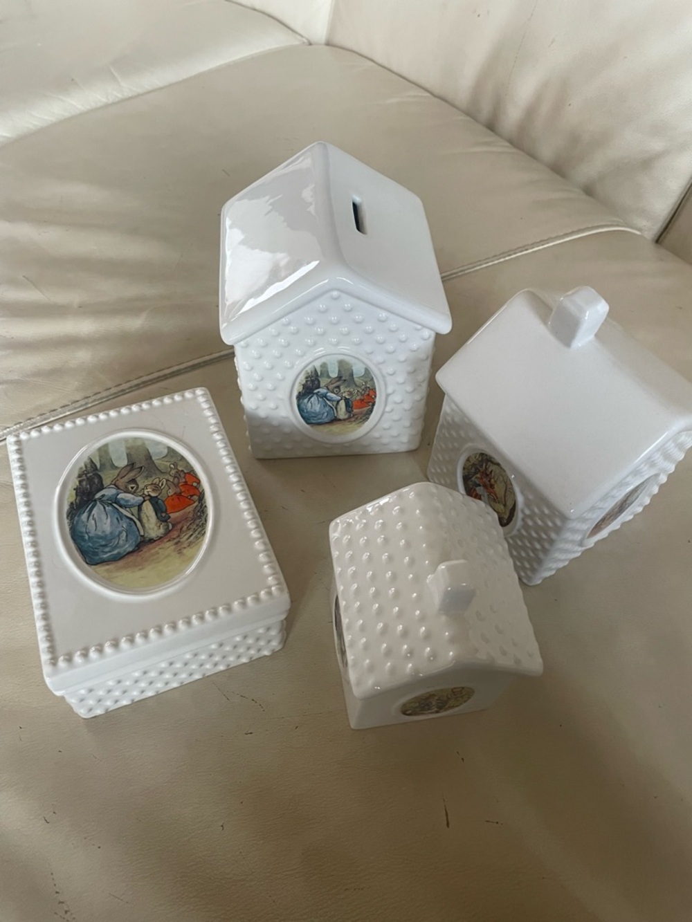 Vintage Beatrix Potter (Peter Rabbit) Ceramic Nursery or Tea / Sugar Set - 2001 - Picture 10 of 16